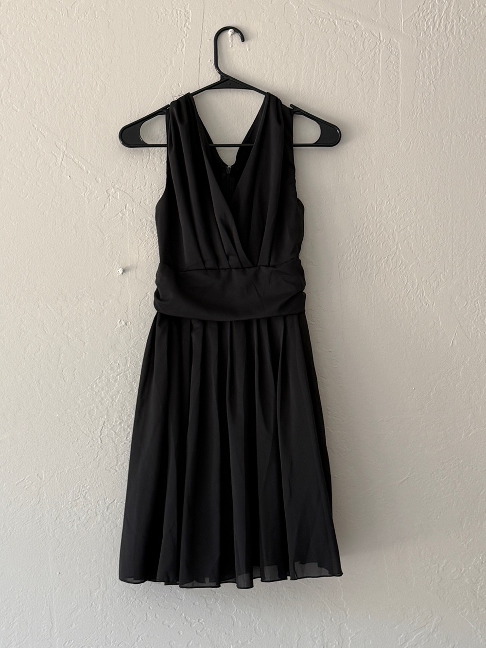 NEW. Classic Black Sleeveless V-Neck Dress